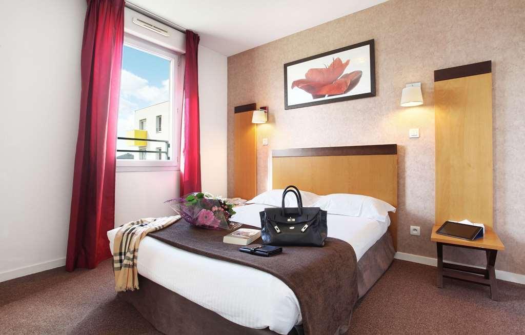 Appart'Hotel Odalys City - Bioparc Lyon Est Pokój zdjęcie