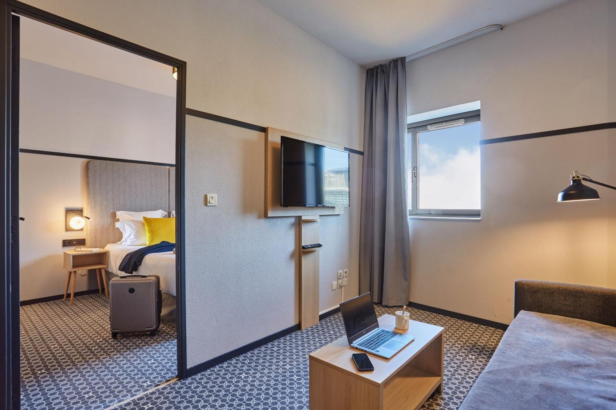 Appart'Hotel Odalys City - Bioparc Lyon Est Zewnętrze zdjęcie