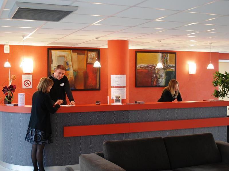 Appart'Hotel Odalys City - Bioparc Lyon Est Zewnętrze zdjęcie