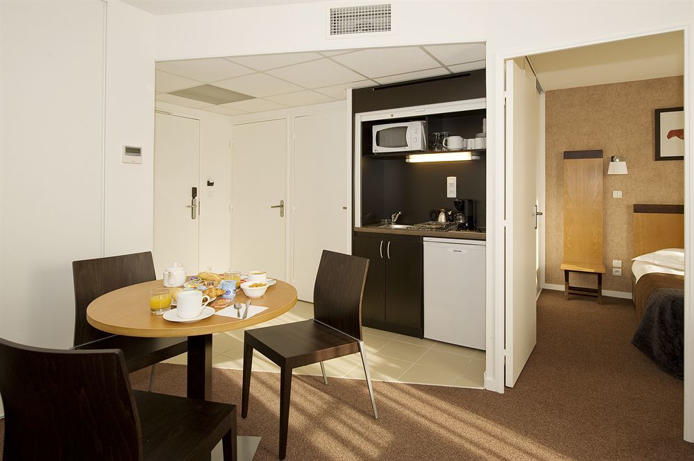 Appart'Hotel Odalys City - Bioparc Lyon Est Pokój zdjęcie